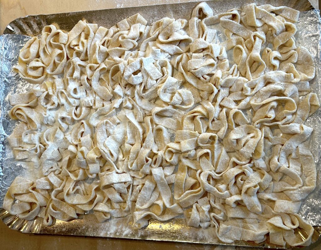 spread the tagliatelle strips on a tray