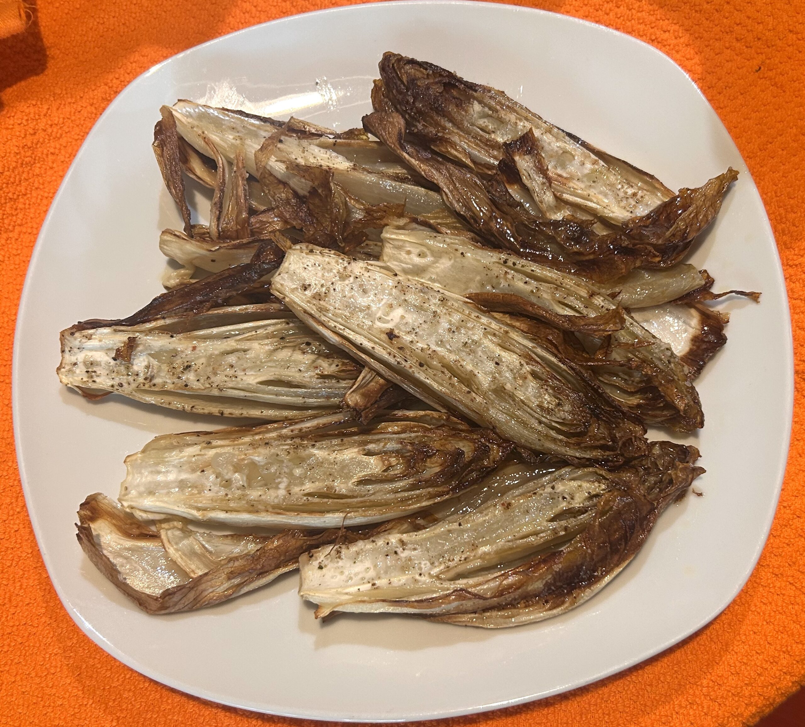 Indivia nella friggitrice ad aria/Endive in the air fryer