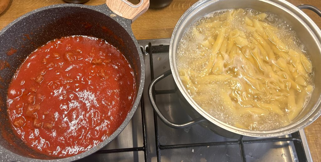cook macaroni al pettine